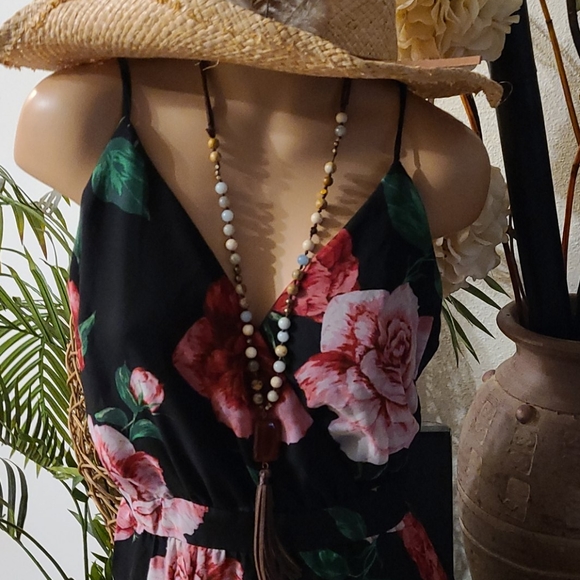 CHARLOTTE RUSSE SUMMER MED MULTI ROMPER - Picture 3 of 16